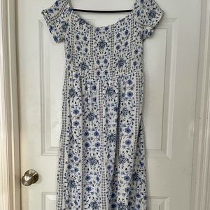 Beautiful blue and white floral dress